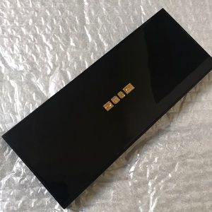 PAT MCGRATH EYESHADOW PALETTE